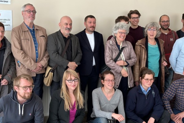 Gruppenfoto nach dem Treffen mit der Anwaltskammer in Van